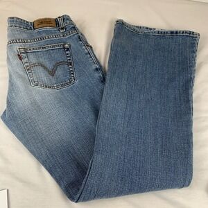 Vtg Levi 537 Low Rise  Flare 6M Y2K Med Wash Rave Hippie Bohemian Retro